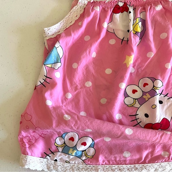 Hello Kitty tank top💕💖💕Sleep top. Super soft and comfy. Much loved and adored - Picture 4 of 16